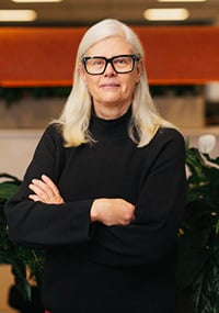 Karolina Antonov