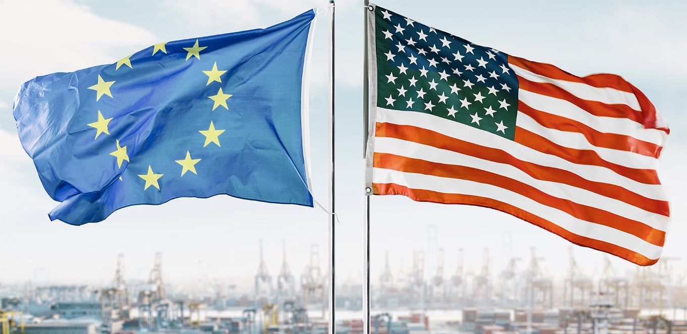 EU-flagga och Amerikansk flagga vajar över containers